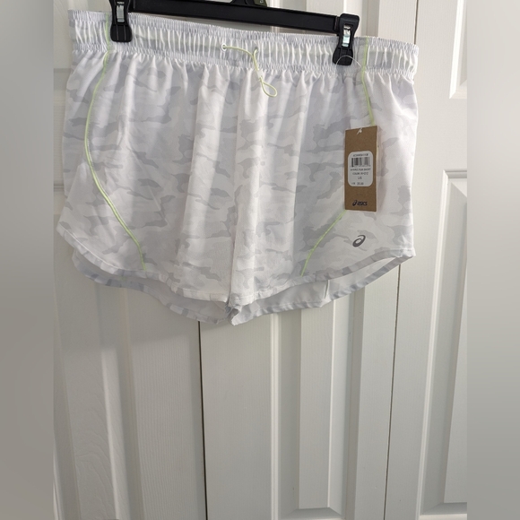 Asics Running Shorts White Camo Swirl Side Slits Elastic Waist Drawstring Size L - Picture 4 of 10